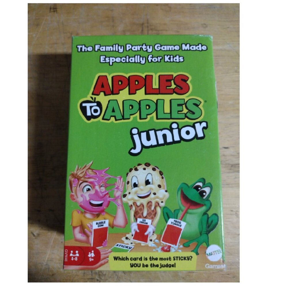 Mattel Games Apples to Apples Junior, The Game of Crazy Comparisons, Board Game
